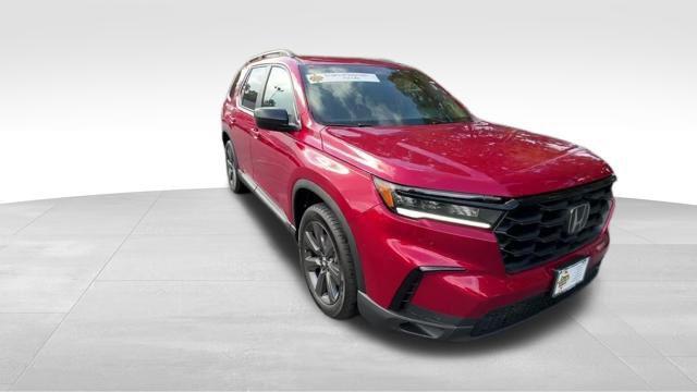 new 2025 Honda Pilot car, priced at $42,234