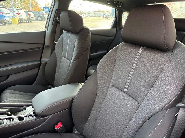 new 2025 Honda Accord Hybrid car, priced at $34,286