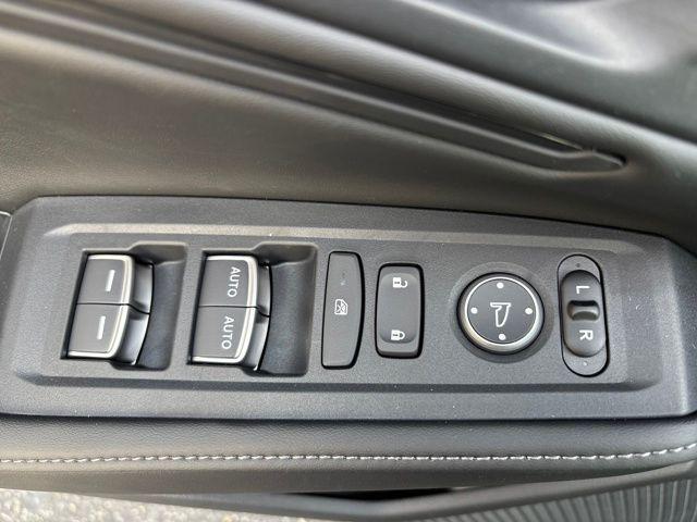 new 2025 Honda Accord Hybrid car, priced at $34,286