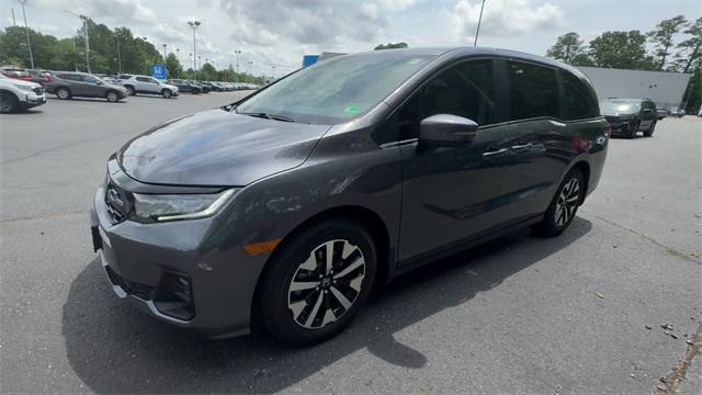 new 2025 Honda Odyssey car, priced at $43,670