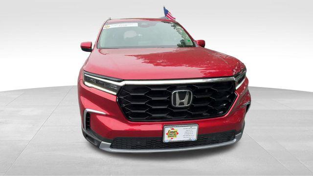 new 2025 Honda Pilot car, priced at $53,405