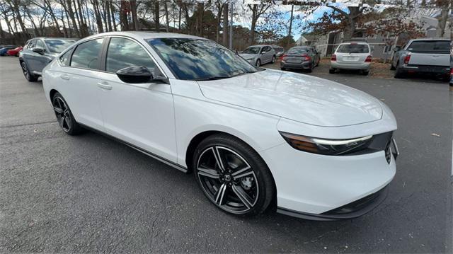 new 2025 Honda Accord Hybrid car, priced at $35,205