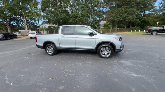 new 2025 Honda Ridgeline car, priced at $46,775