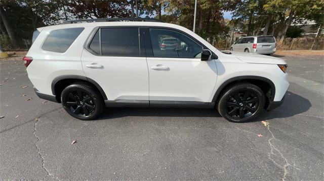 new 2025 Honda Pilot car, priced at $56,430