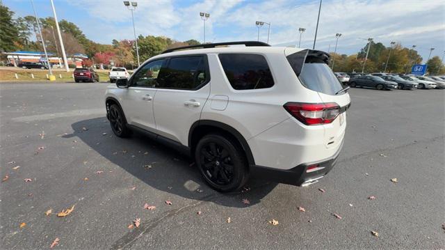 new 2025 Honda Pilot car, priced at $56,430