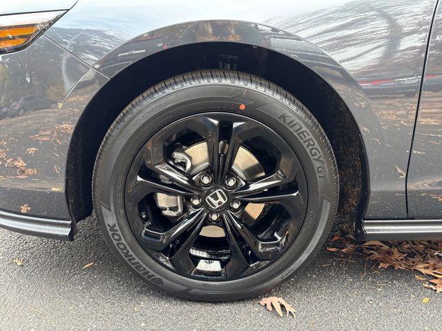 new 2025 Honda Accord car, priced at $31,755