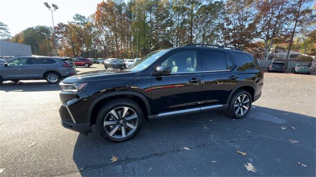 new 2025 Honda Pilot car, priced at $51,985