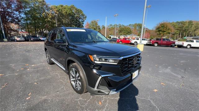 new 2025 Honda Pilot car, priced at $51,985