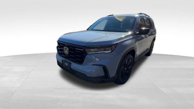 new 2025 Honda Pilot car, priced at $55,030
