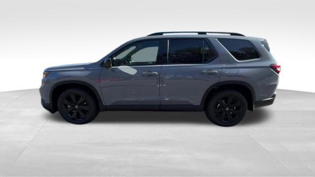 new 2025 Honda Pilot car, priced at $55,030