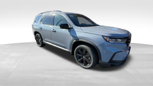 new 2025 Honda Pilot car, priced at $55,030