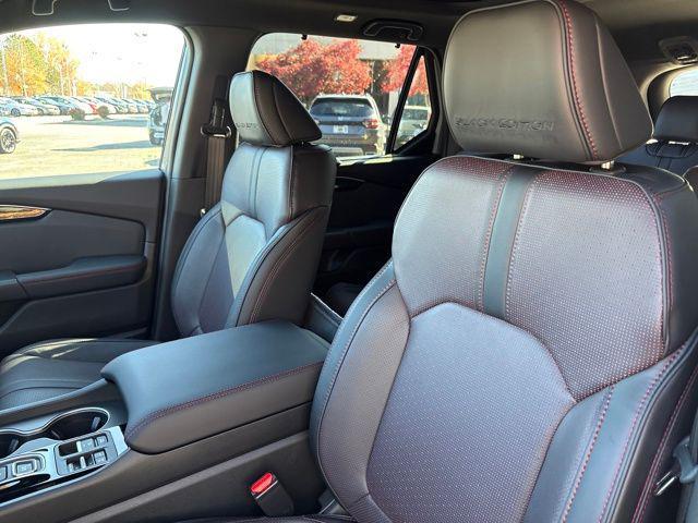 new 2025 Honda Pilot car, priced at $55,030