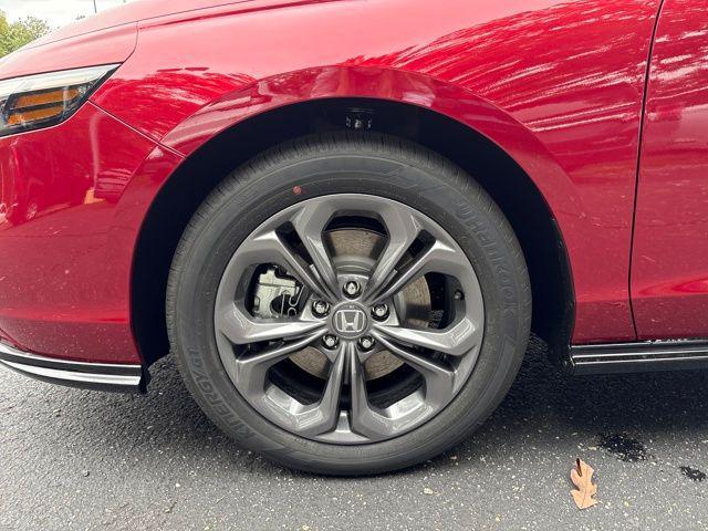 new 2025 Honda Accord Hybrid car, priced at $34,850