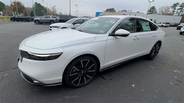 new 2025 Honda Accord Hybrid car, priced at $40,850