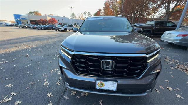 new 2025 Honda Pilot car, priced at $50,995