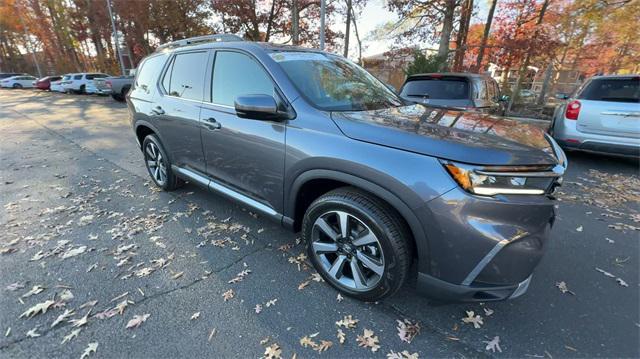 new 2025 Honda Pilot car, priced at $50,995