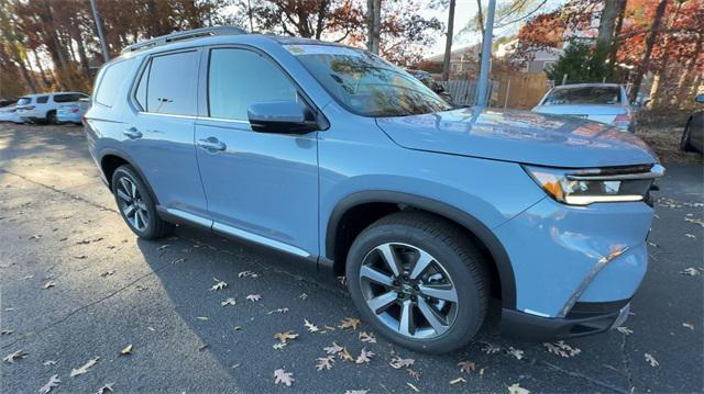 new 2025 Honda Pilot car, priced at $53,170