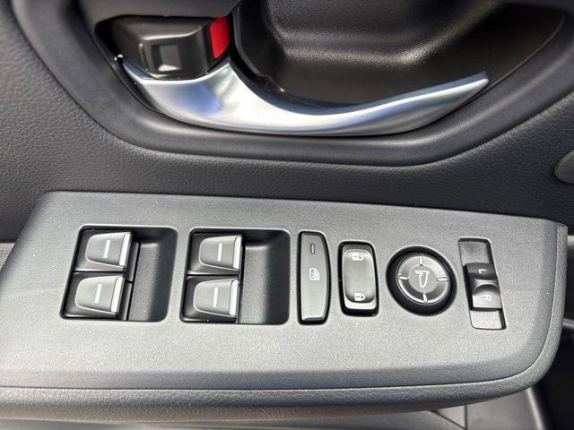 new 2025 Honda Pilot car, priced at $49,814