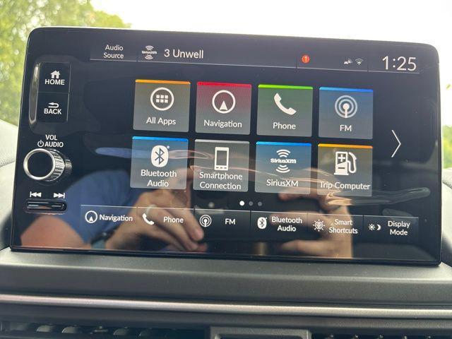 new 2025 Honda Pilot car, priced at $49,814