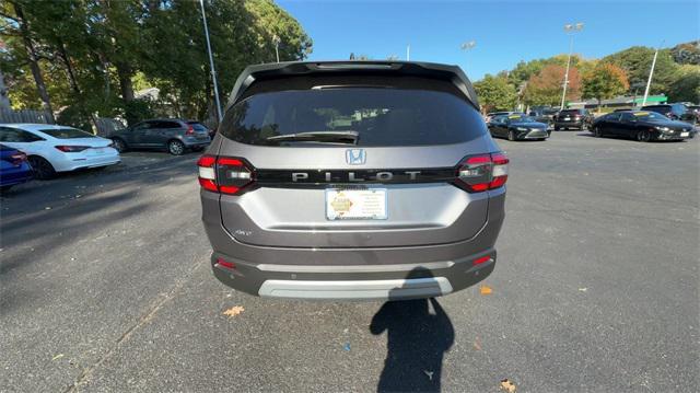 new 2025 Honda Pilot car, priced at $45,495