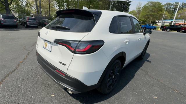 new 2025 Honda HR-V car, priced at $30,850