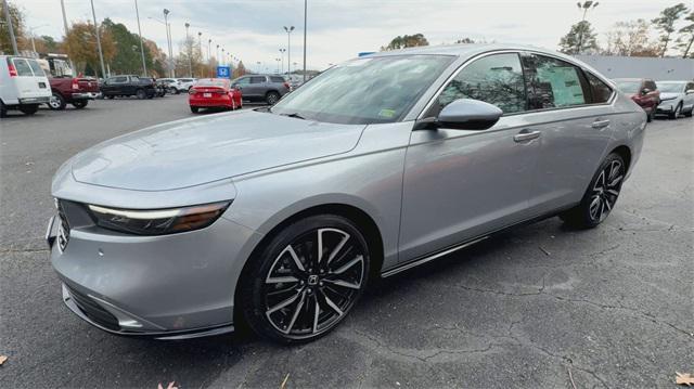 new 2025 Honda Accord Hybrid car, priced at $40,395