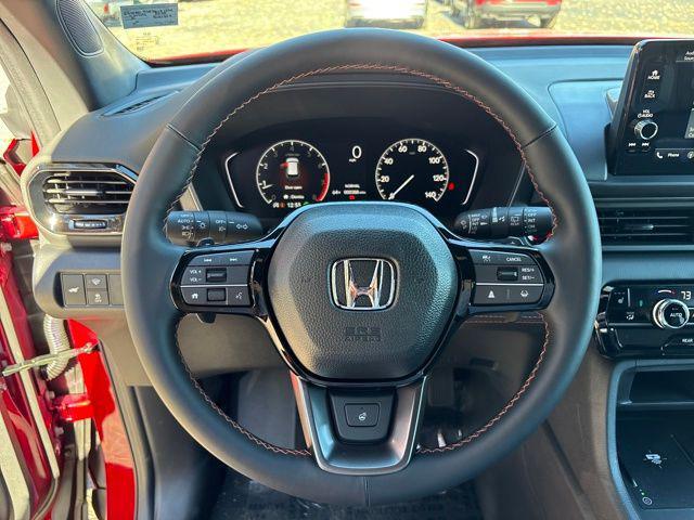 new 2025 Honda Pilot car, priced at $51,350