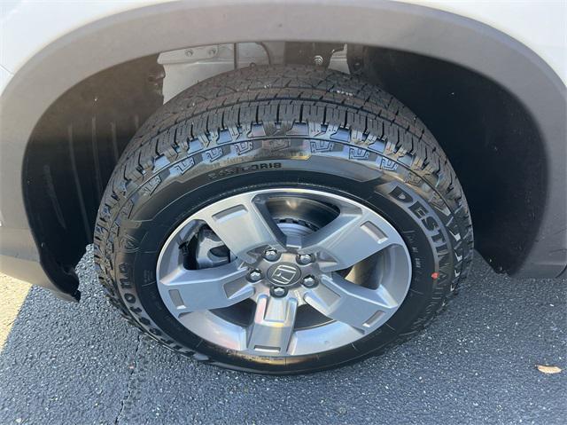 new 2025 Honda Ridgeline car, priced at $45,080