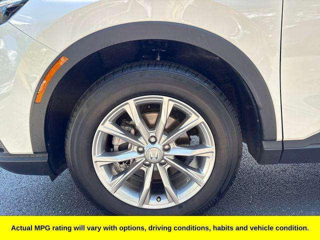 used 2025 Honda CR-V car, priced at $35,699