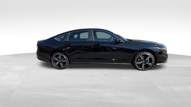 new 2025 Honda Accord Hybrid car, priced at $34,286