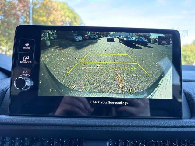 new 2026 Honda CR-V Hybrid car, priced at $41,675