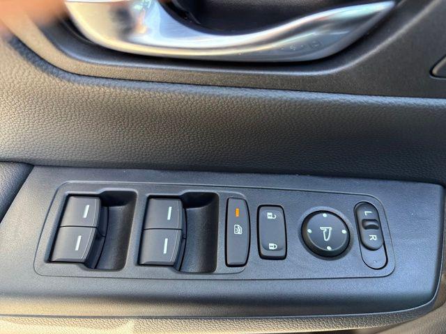 new 2026 Honda CR-V Hybrid car, priced at $41,675