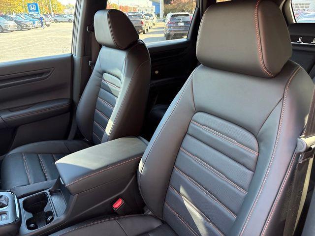 new 2026 Honda CR-V Hybrid car, priced at $41,675