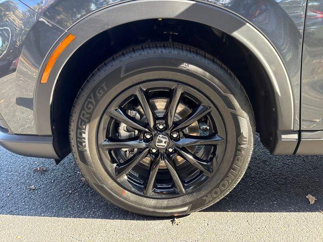 new 2026 Honda CR-V Hybrid car, priced at $41,675