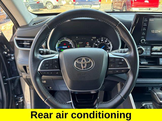 used 2021 Toyota Highlander Hybrid car, priced at $33,735