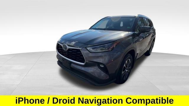 used 2021 Toyota Highlander Hybrid car, priced at $33,735