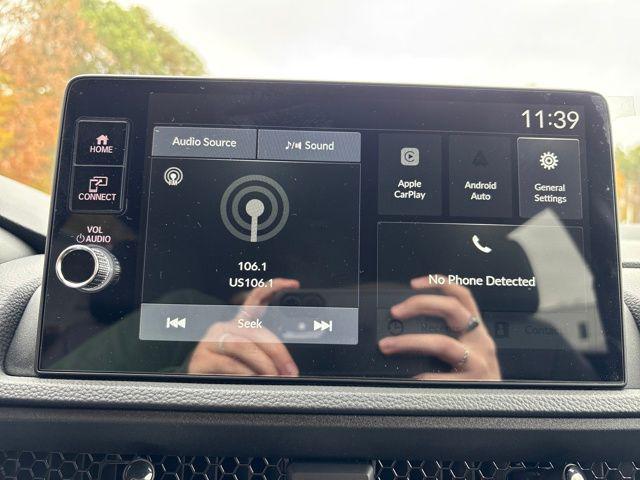 new 2026 Honda CR-V Hybrid car, priced at $40,175