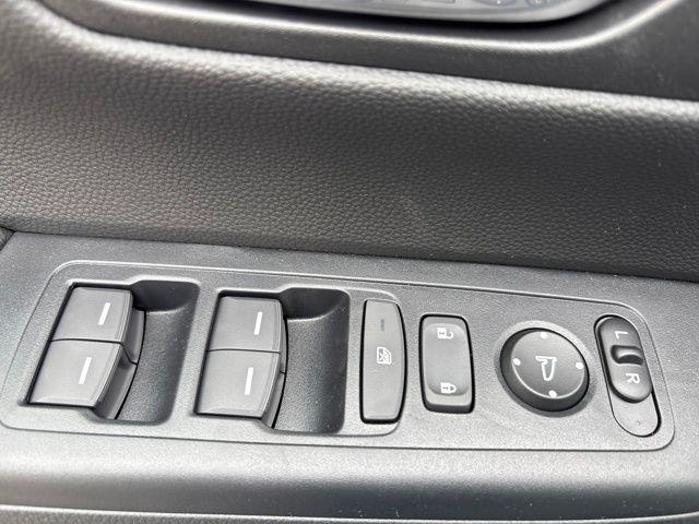 new 2026 Honda CR-V Hybrid car, priced at $40,175