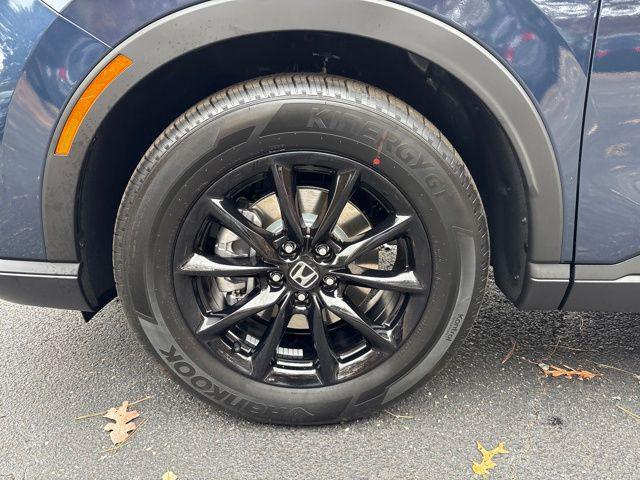 new 2026 Honda CR-V Hybrid car, priced at $40,175