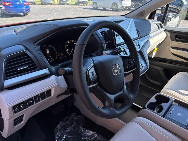new 2026 Honda Odyssey car, priced at $42,164