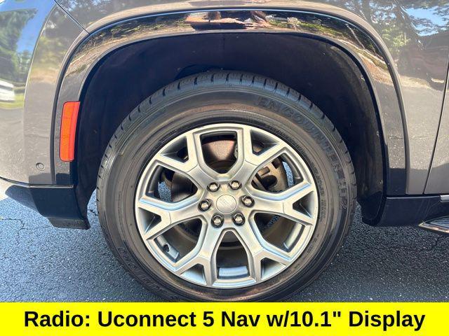 used 2022 Jeep Wagoneer car, priced at $35,187