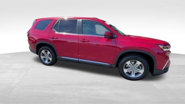new 2025 Honda Pilot car, priced at $47,550