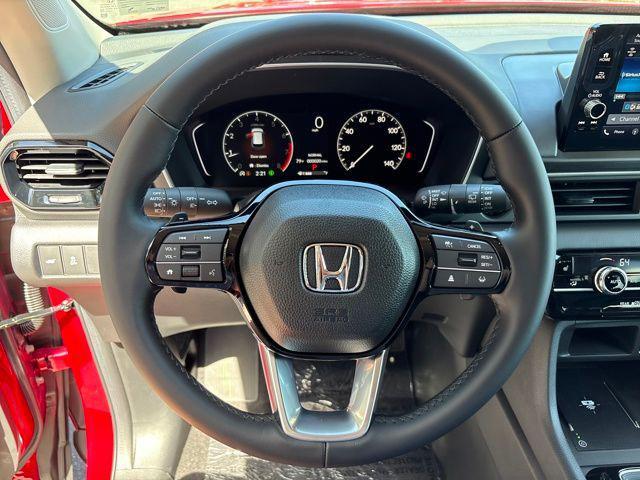 new 2025 Honda Pilot car, priced at $47,550