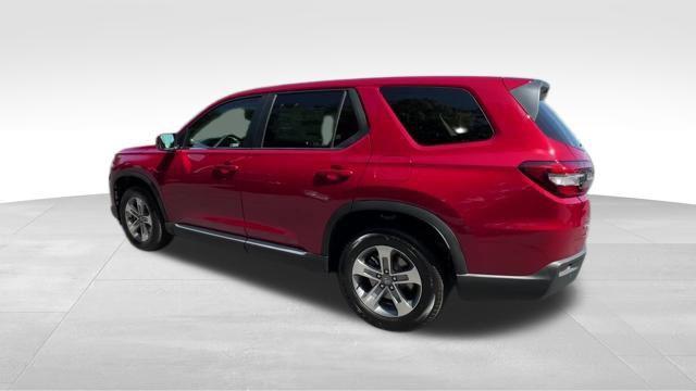 new 2025 Honda Pilot car, priced at $47,550