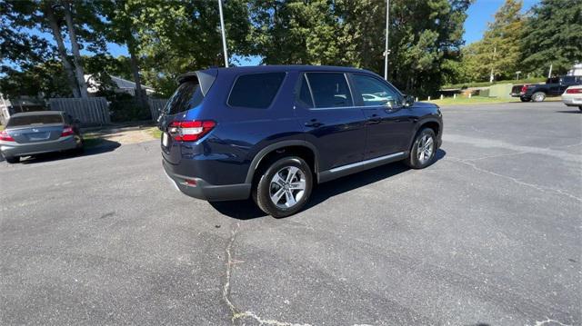 new 2025 Honda Pilot car, priced at $45,495