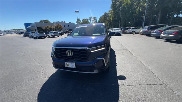 new 2025 Honda Pilot car, priced at $45,495