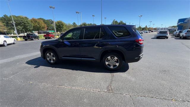 new 2025 Honda Pilot car, priced at $45,495