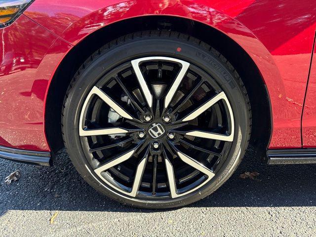 new 2025 Honda Accord Hybrid car, priced at $40,950