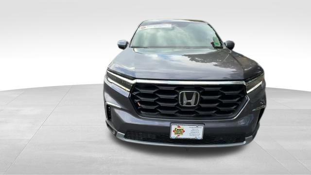 new 2025 Honda Pilot car, priced at $47,095