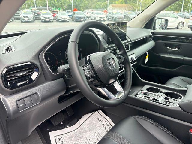 new 2025 Honda Pilot car, priced at $45,995